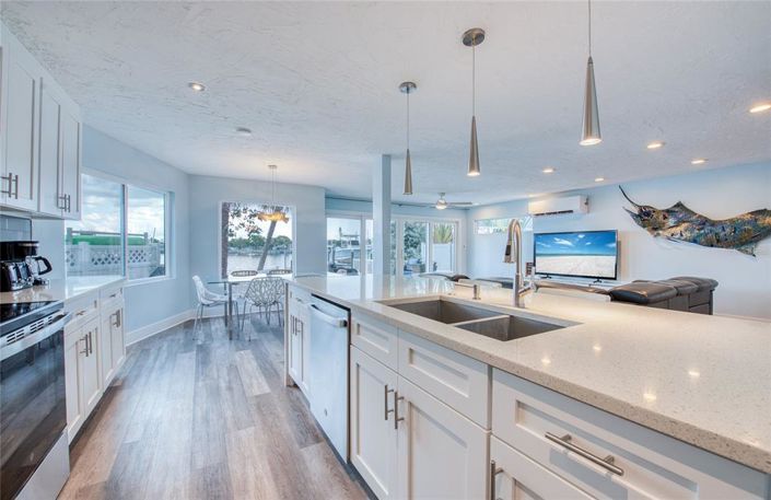 Image No.29-3 Bed Property for sale