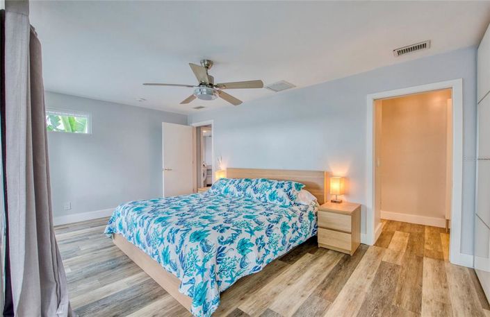 Image No.45-3 Bed Property for sale