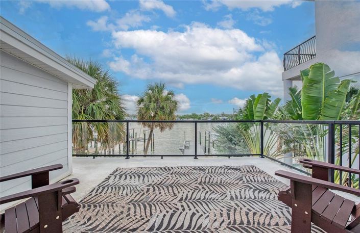 Image No.55-3 Bed Property for sale