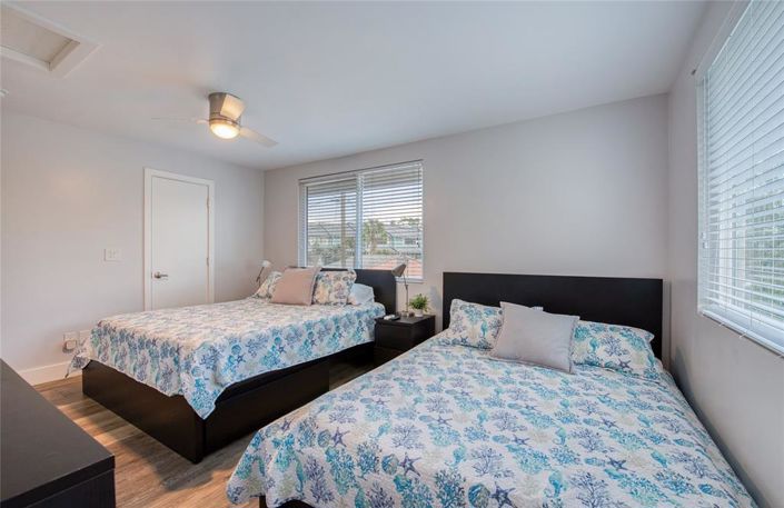 Image No.58-3 Bed Property for sale