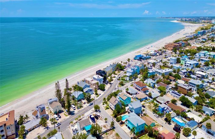 Image No.8-3 Bed Property for sale