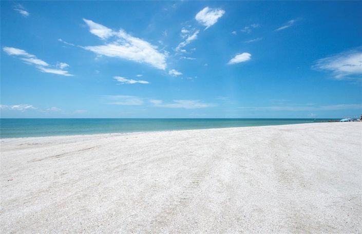 Image No.9-3 Bed Property for sale