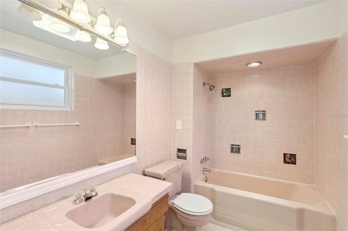 Image No.33-3 Bed Property for sale