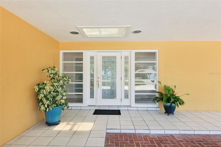 Image No.50-3 Bed Property for sale