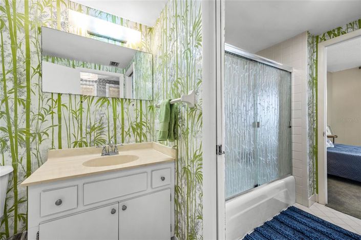 Image No.21-2 Bed Property for sale