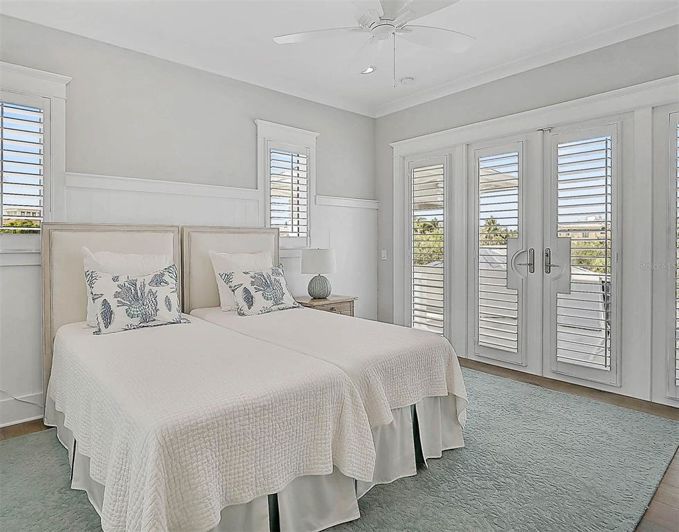 Image No.27-4 Bed Property for sale