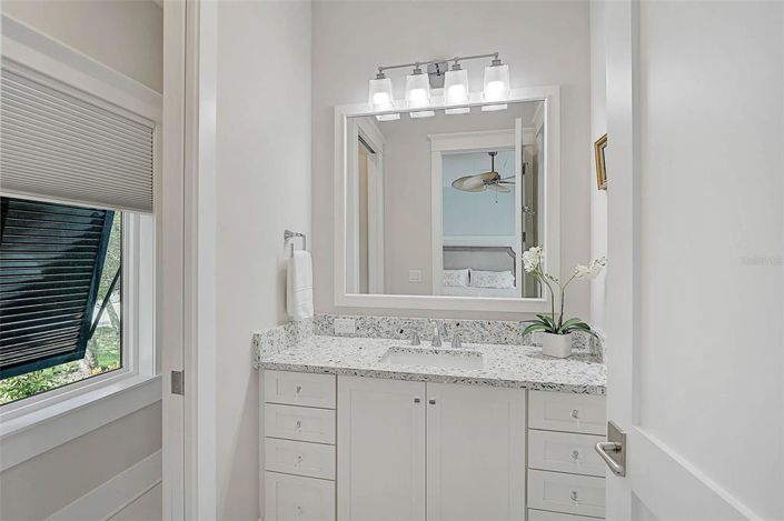 Image No.36-4 Bed Property for sale