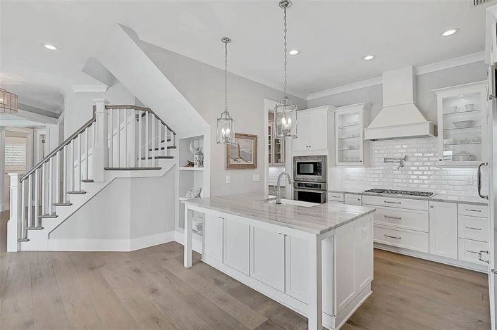 Image No.9-4 Bed Property for sale