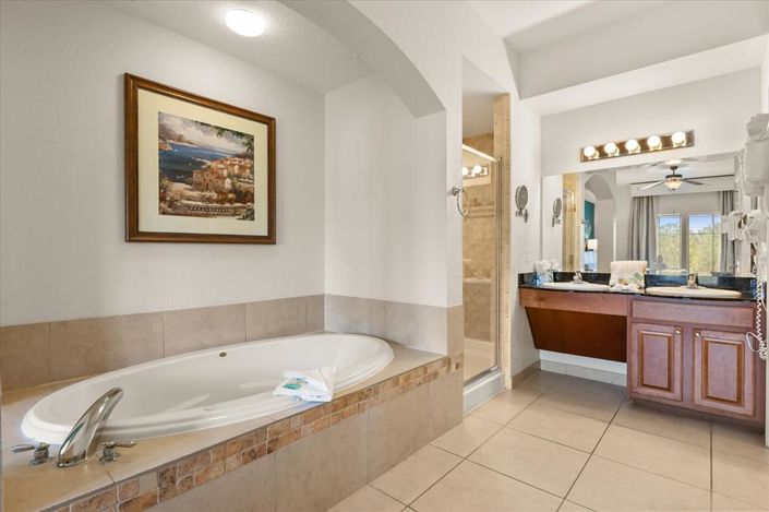 Image No.13-2 Bed Property for sale