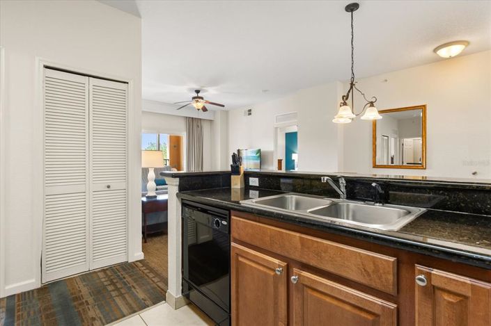 Image No.5-2 Bed Property for sale