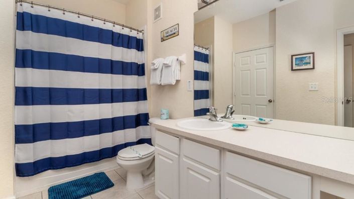 Image No.8-3 Bed Property for sale