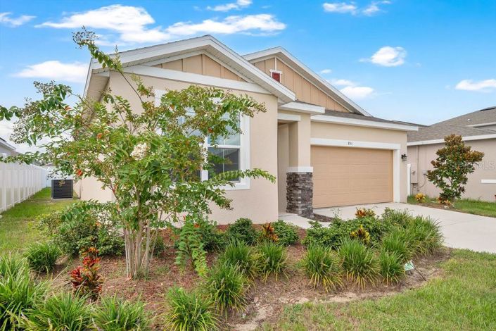 Image No.2-4 Bed Property for sale