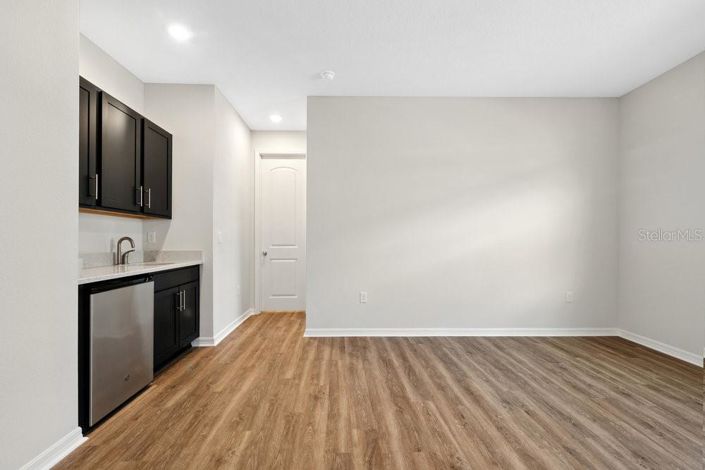 Image No.24-4 Bed Property for sale