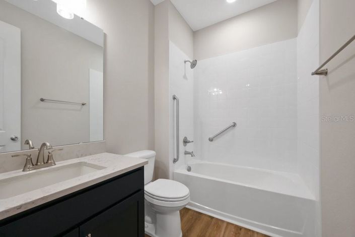 Image No.28-4 Bed Property for sale