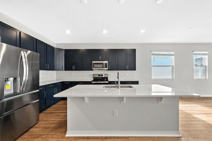 Image No.7-4 Bed Property for sale