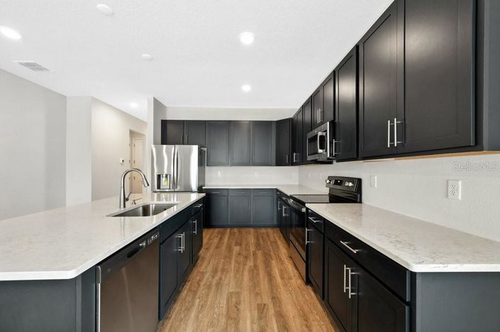 Image No.9-4 Bed Property for sale