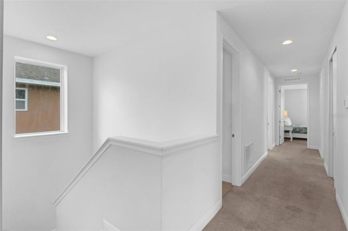 Image No.21-6 Bed Property for sale