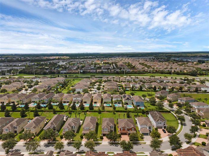 Image No.48-6 Bed Property for sale