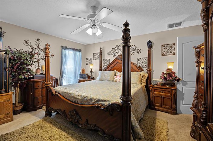 Image No.21-5 Bed Property for sale