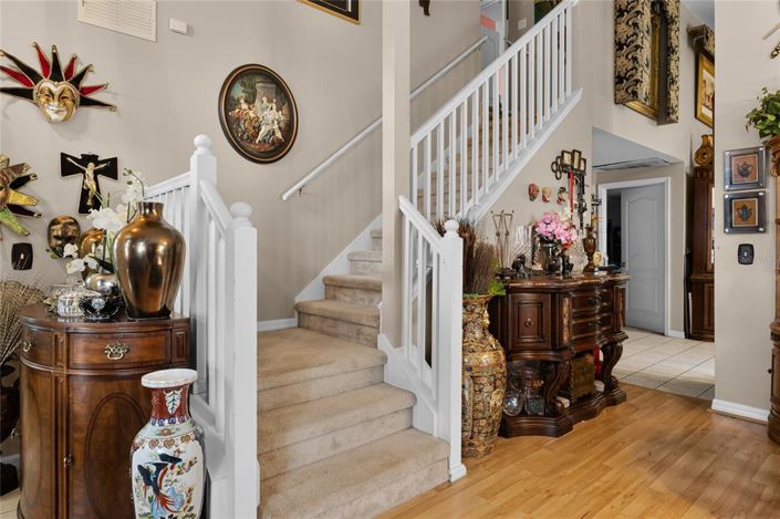 Image No.24-5 Bed Property for sale