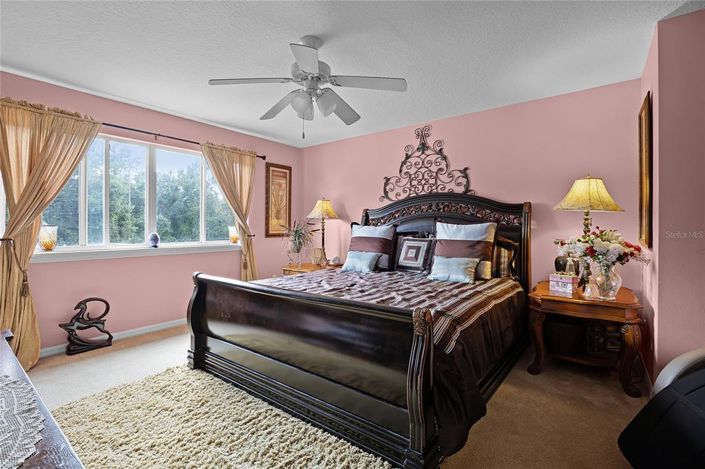 Image No.25-5 Bed Property for sale