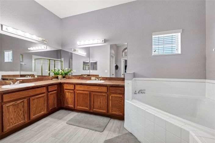 Image No.22-3 Bed Property for sale