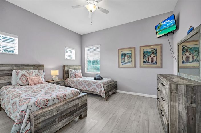 Image No.31-3 Bed Property for sale