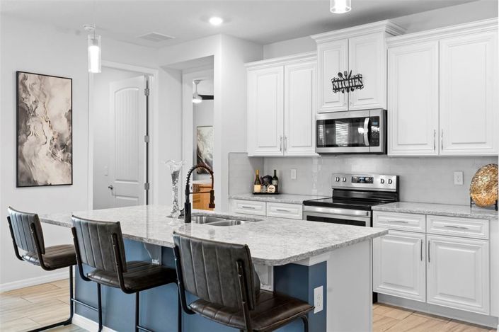 Image No.19-2 Bed Property for sale