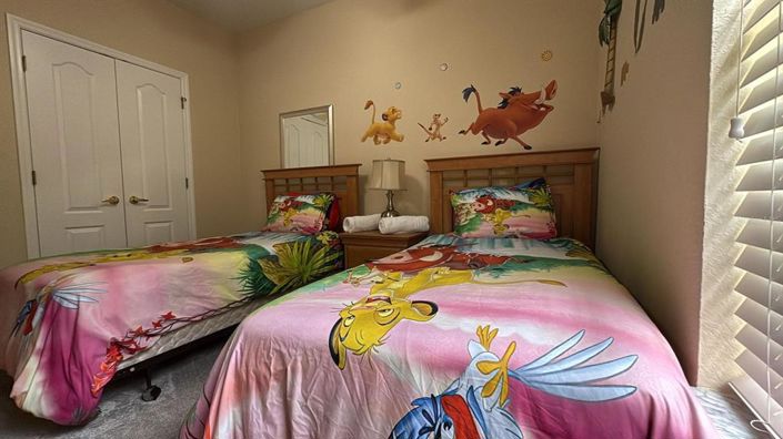 Image No.11-4 Bed Townhouse for sale