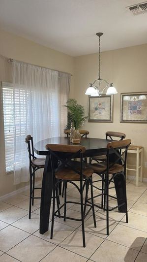 Image No.16-4 Bed Townhouse for sale