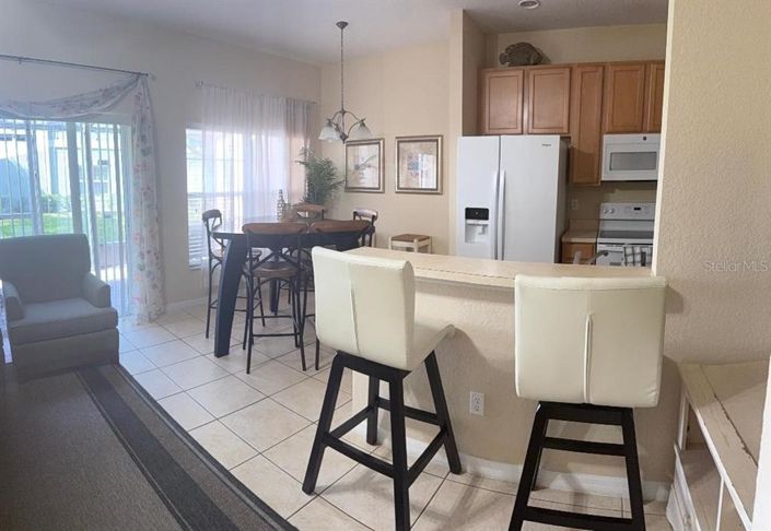 Image No.17-4 Bed Townhouse for sale