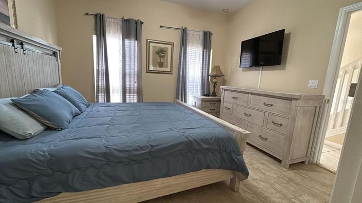 Image No.9-4 Bed Townhouse for sale