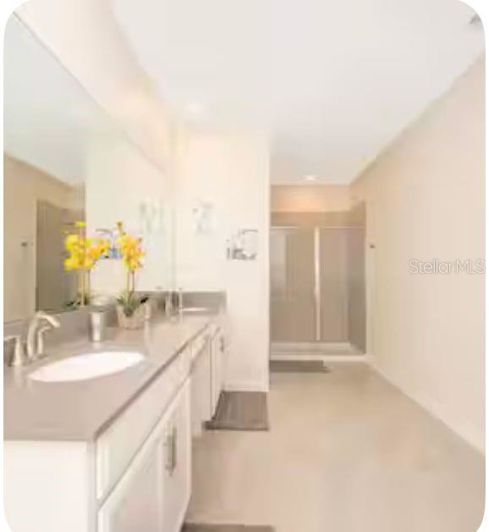 Image No.9-5 Bed Property for sale