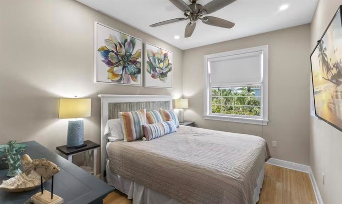 Image No.13-6 Bed Property for sale