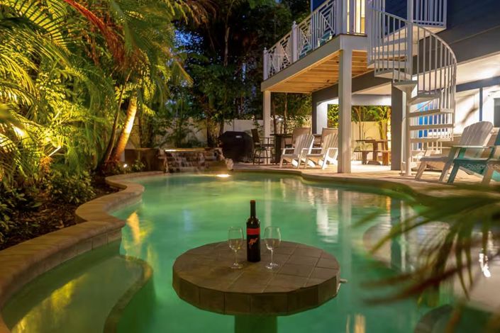 Image No.29-6 Bed Property for sale