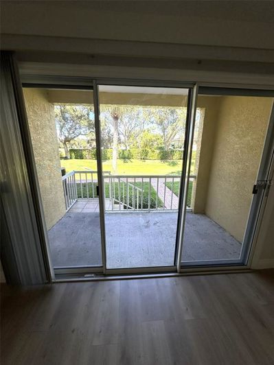 Image No.23-3 Bed Townhouse for sale