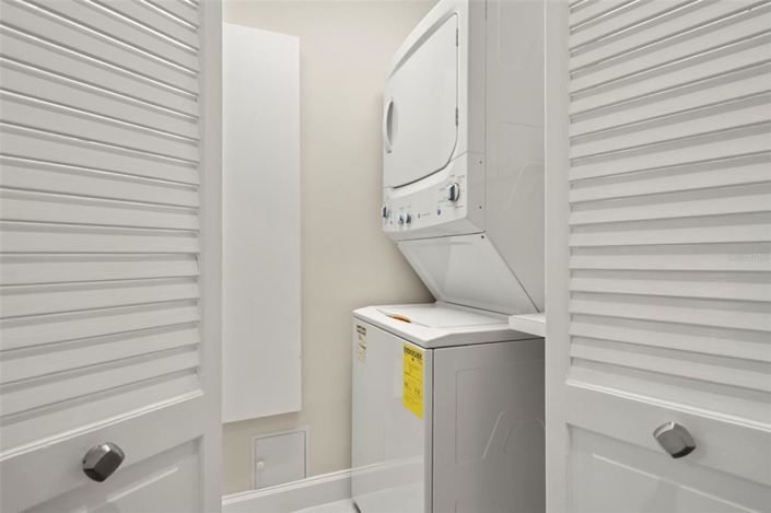 Image No.58-5 Bed Property for sale