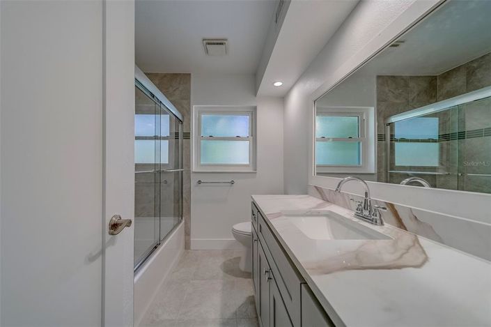 Image No.19-3 Bed Property for sale