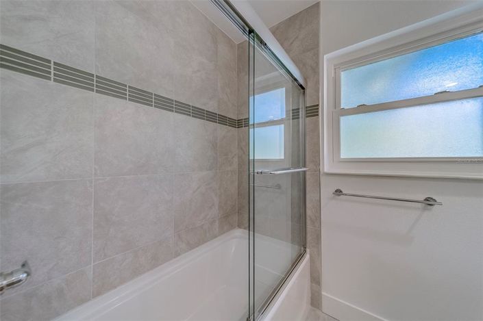 Image No.21-3 Bed Property for sale