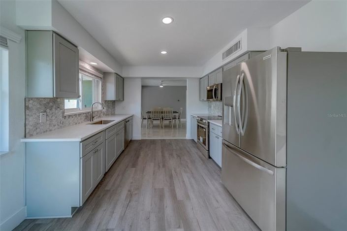 Image No.33-3 Bed Property for sale