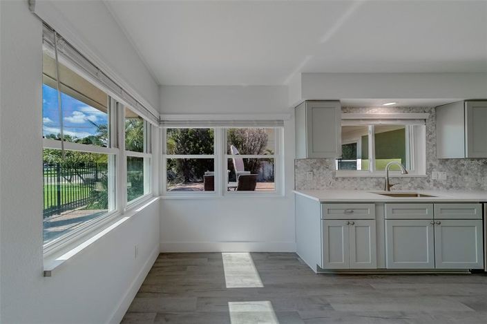 Image No.34-3 Bed Property for sale