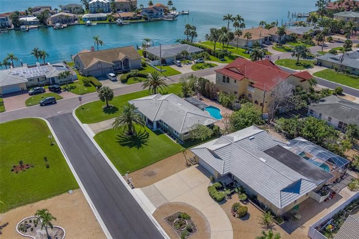 Image No.54-3 Bed Property for sale