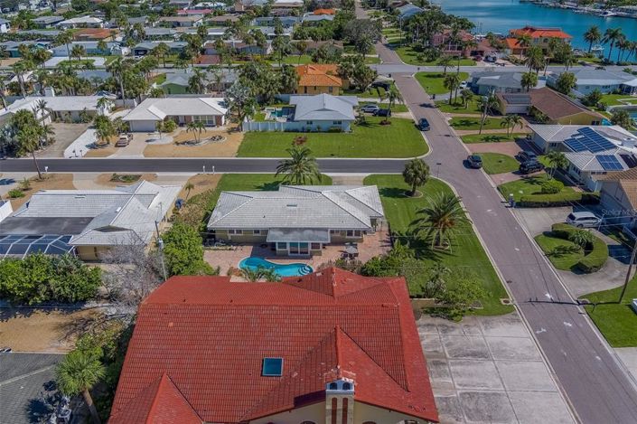 Image No.57-3 Bed Property for sale