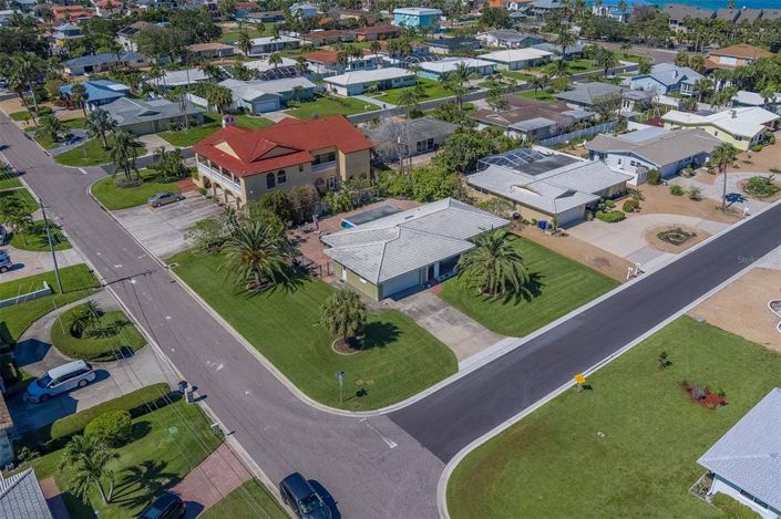 Image No.60-3 Bed Property for sale