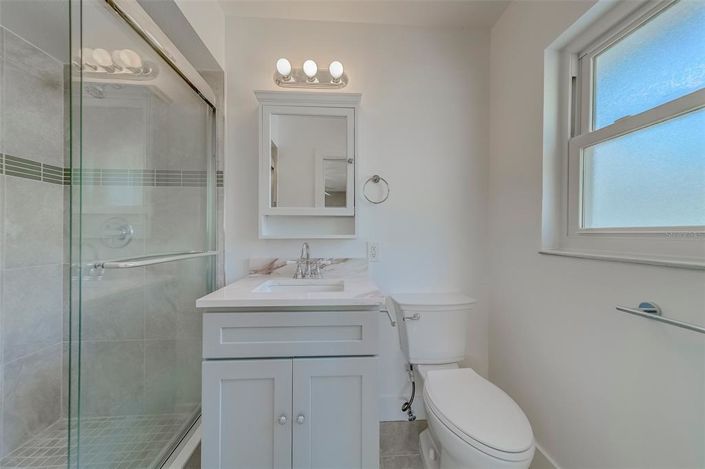 Image No.8-3 Bed Property for sale