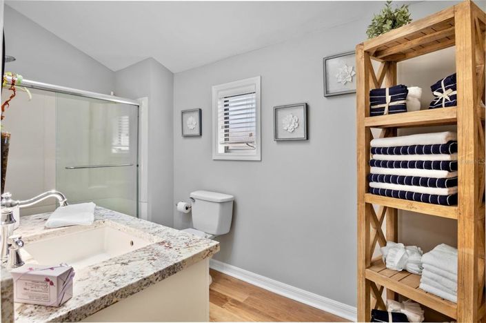 Image No.24-2 Bed Property for sale