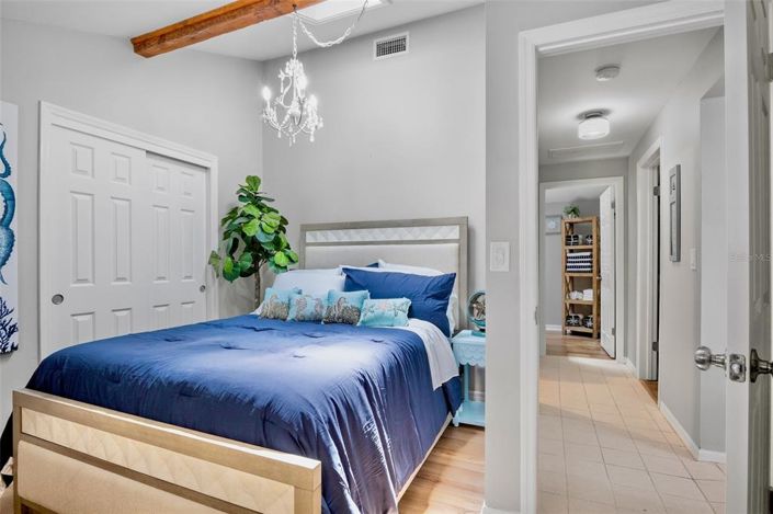 Image No.26-2 Bed Property for sale