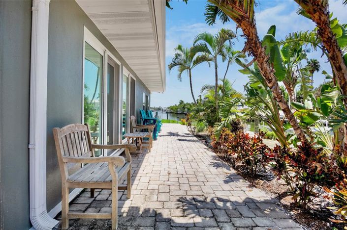 Image No.4-2 Bed Property for sale