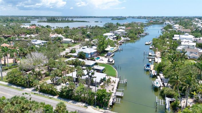 Image No.7-2 Bed Property for sale