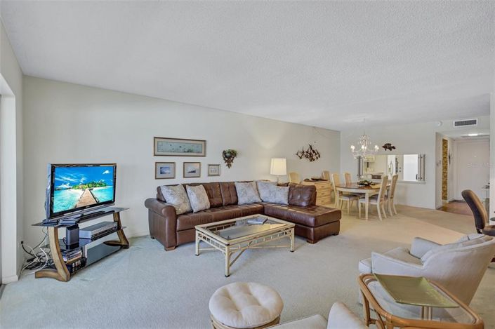 Image No.26-2 Bed Property for sale